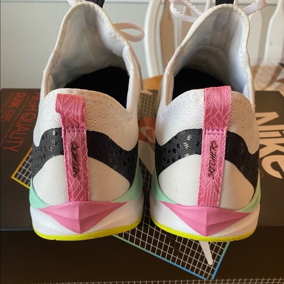 Sketchers ladies air cooled memory foam - Picture 2 of 5